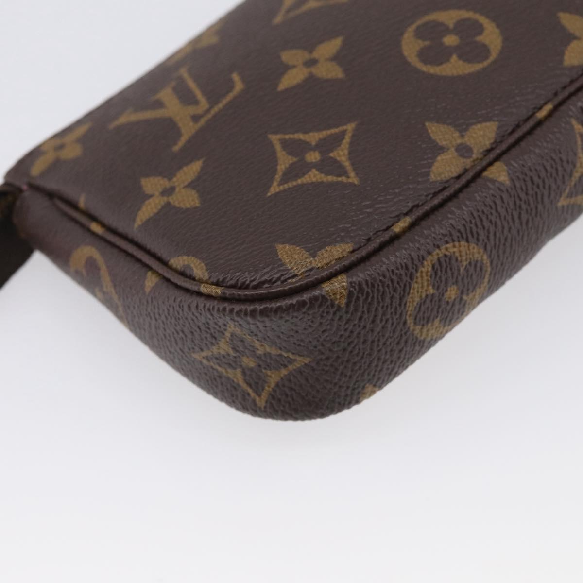 LOUIS VUITTON Vivienne Mini Pochette Accessoires Pouch M81760 LV Auth ka7248M