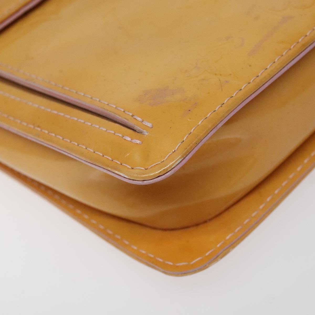 LOUIS VUITTON Monogram Vernis Motto Pouch Marshmallow Pink M91312 Auth KD208