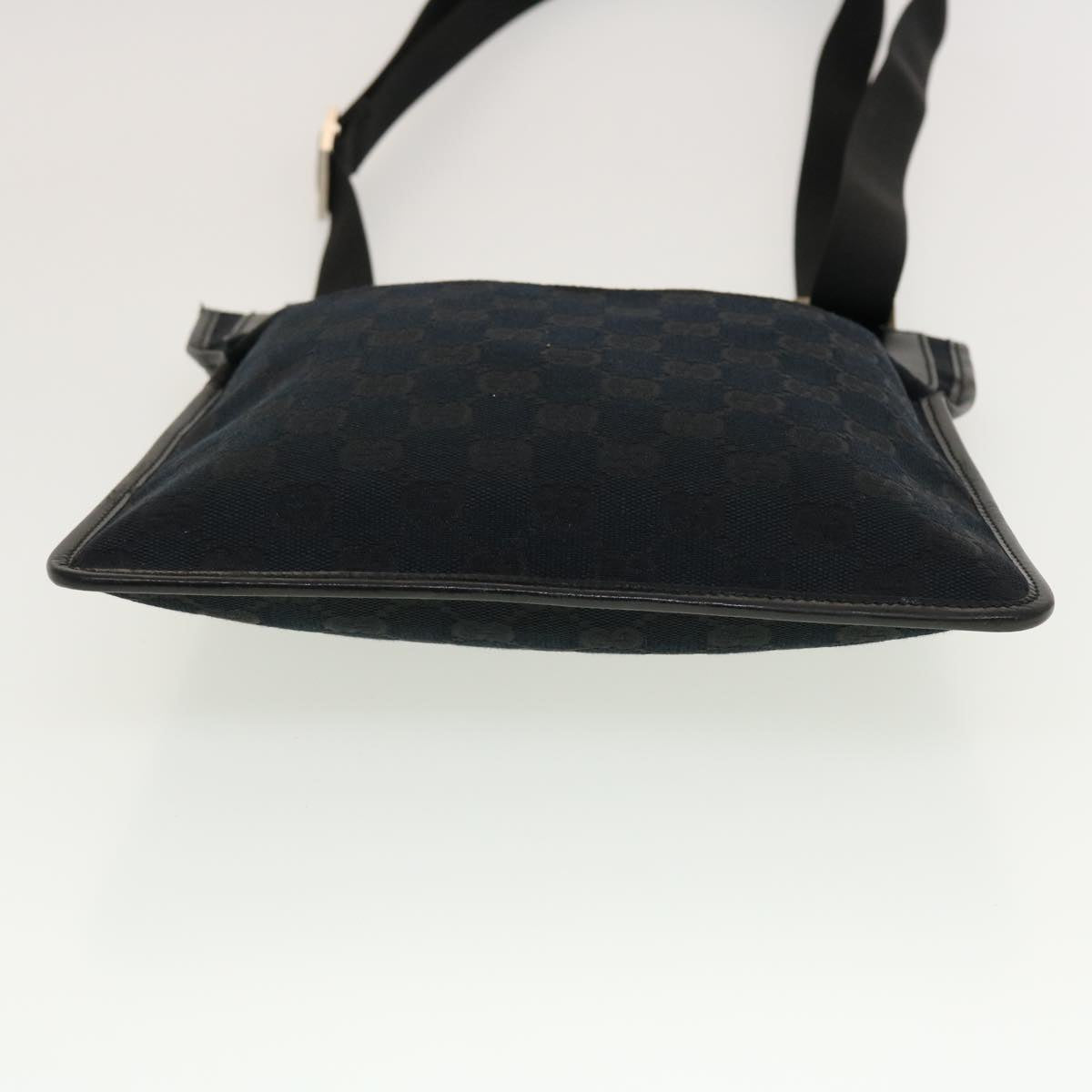 GUCCI GG Canvas Flat Shoulder Bag Black 0348 Auth ki2992