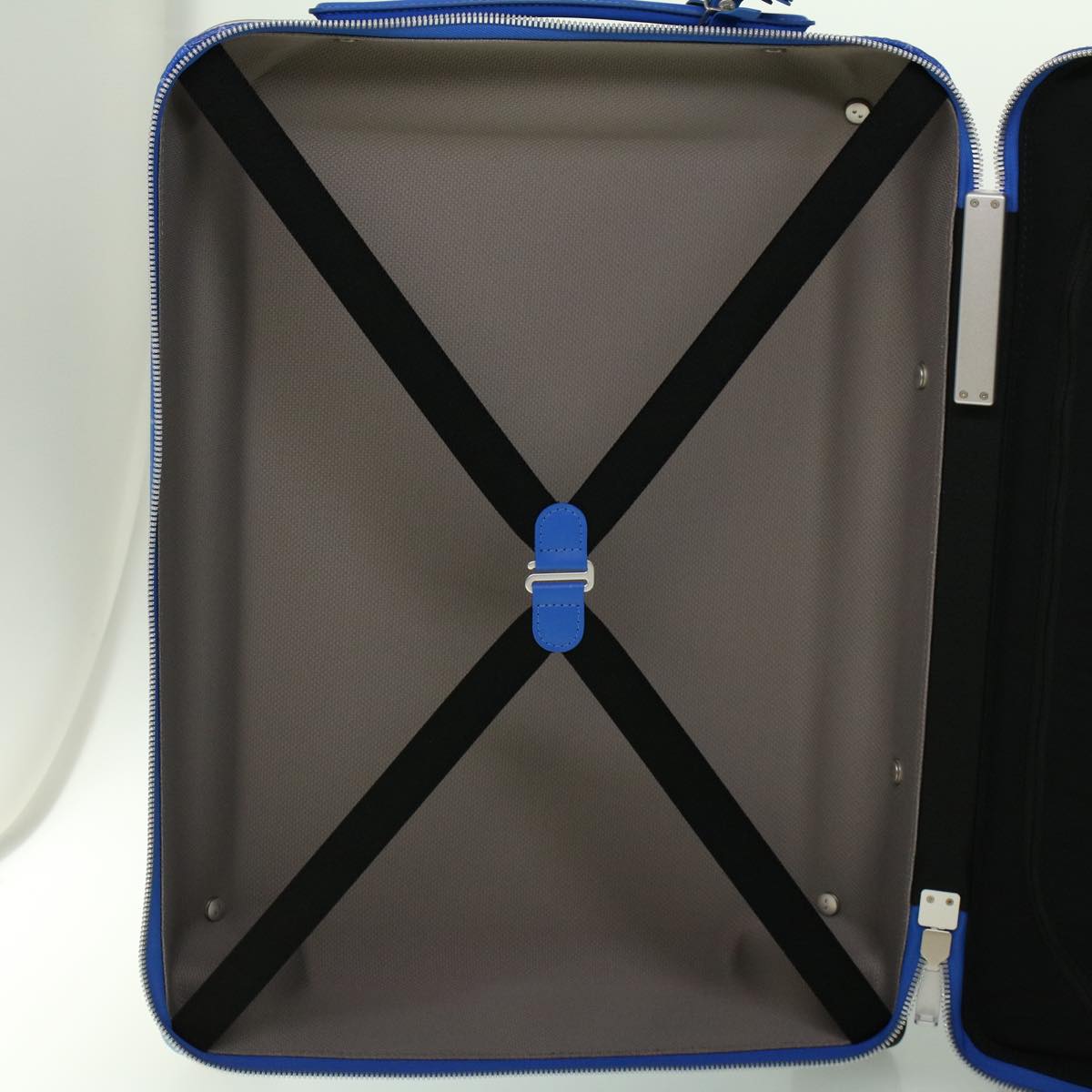 LOUIS VUITTON Monogram Clouds Horizon 55 Suitcase Blue M20411 LV Auth ki3461SM
