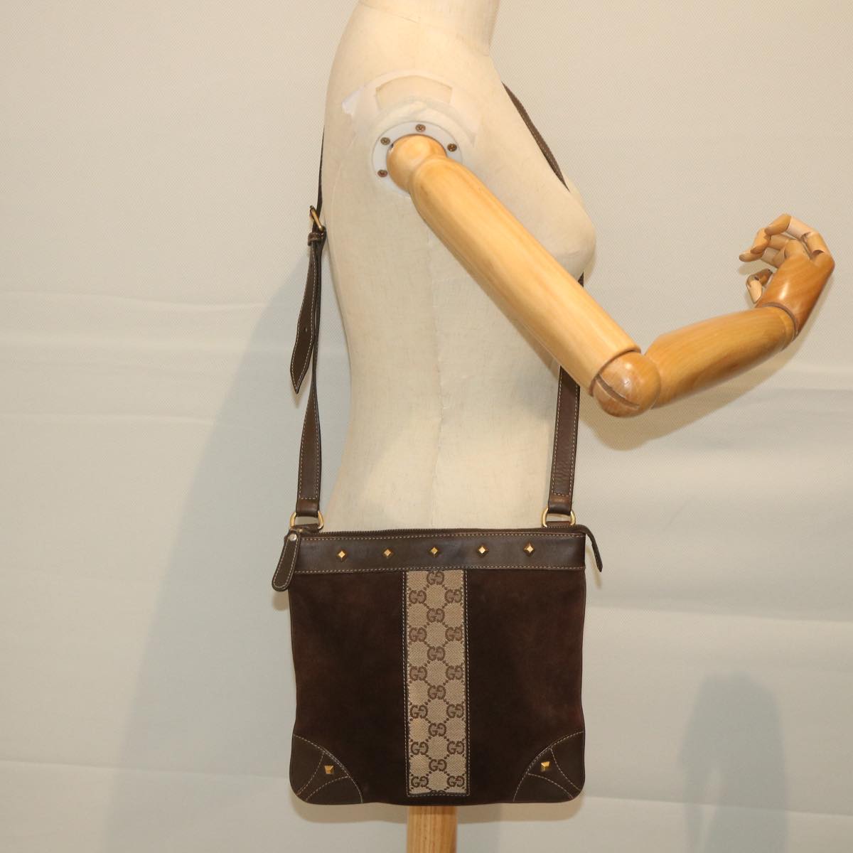 GUCCI GG Canvas Shoulder Bag Suede Beige Brown 120898 Auth ki3660