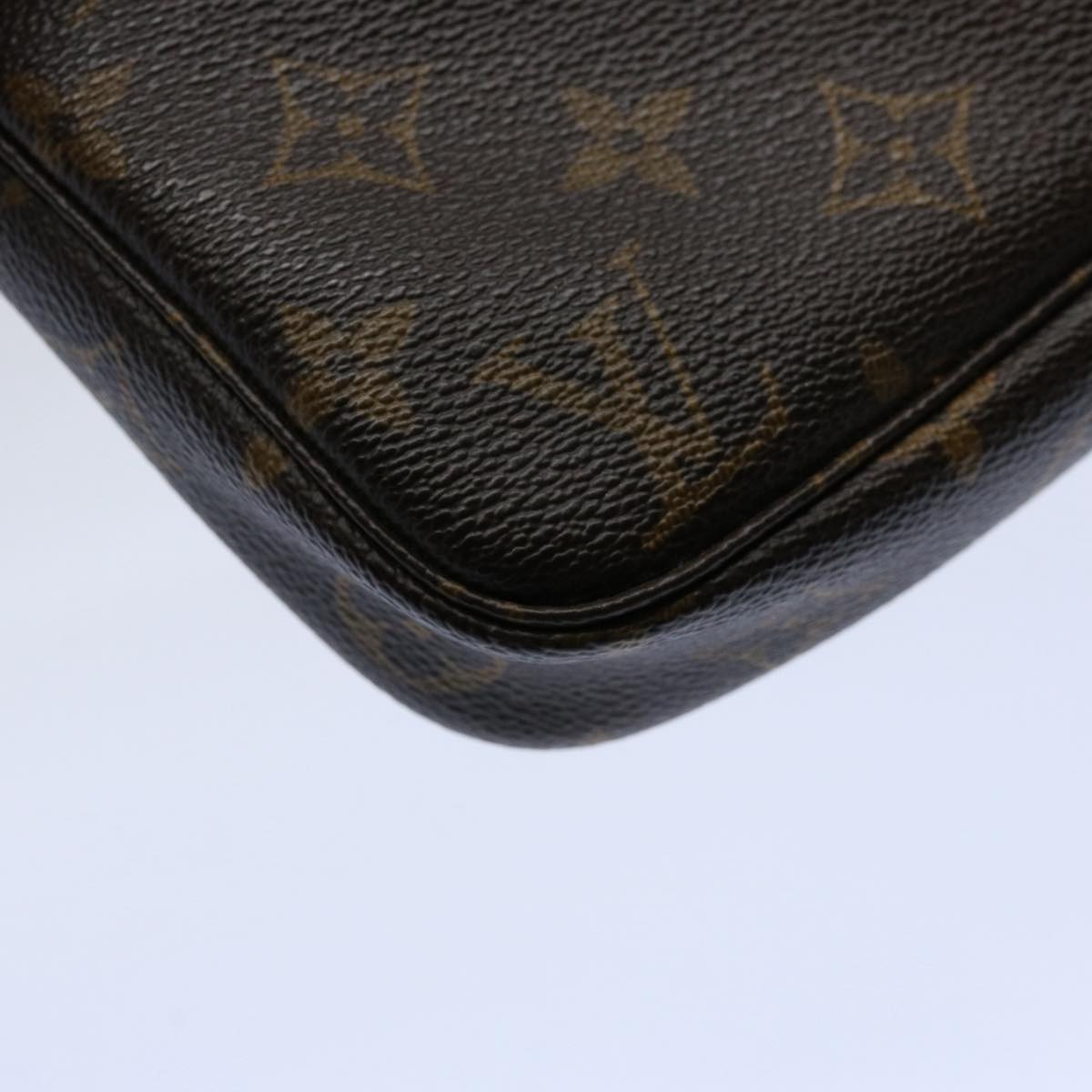 LOUIS VUITTON Monogram Pochette Accessoires Pouch M51980 LV Auth ki3890