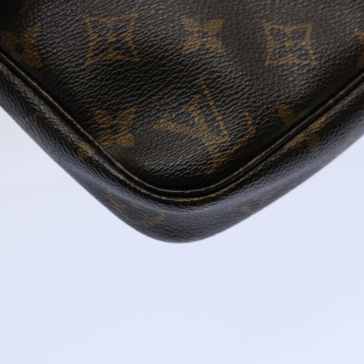 LOUIS VUITTON Monogram Pochette Accessoires Pouch M51980 LV Auth ki3890