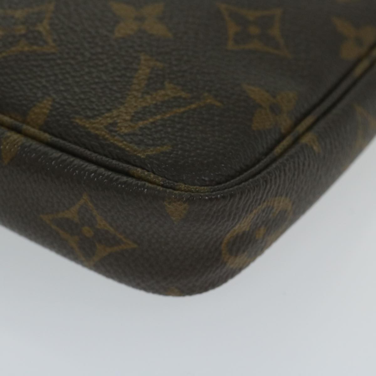 LOUIS VUITTON Monogram Pochette Accessoires Pouch M51980 LV Auth ki3891