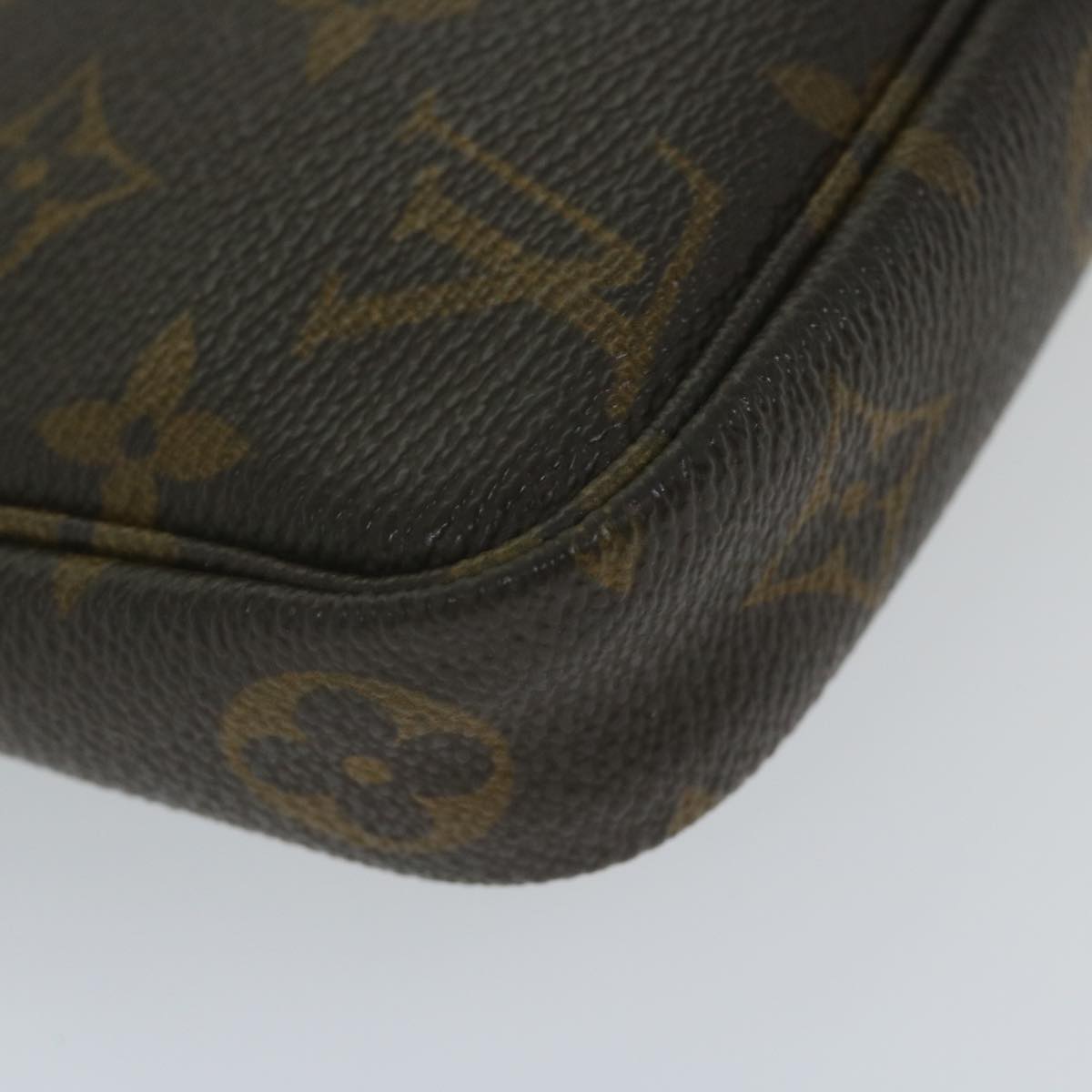 LOUIS VUITTON Monogram Pochette Accessoires Pouch M51980 LV Auth ki3891