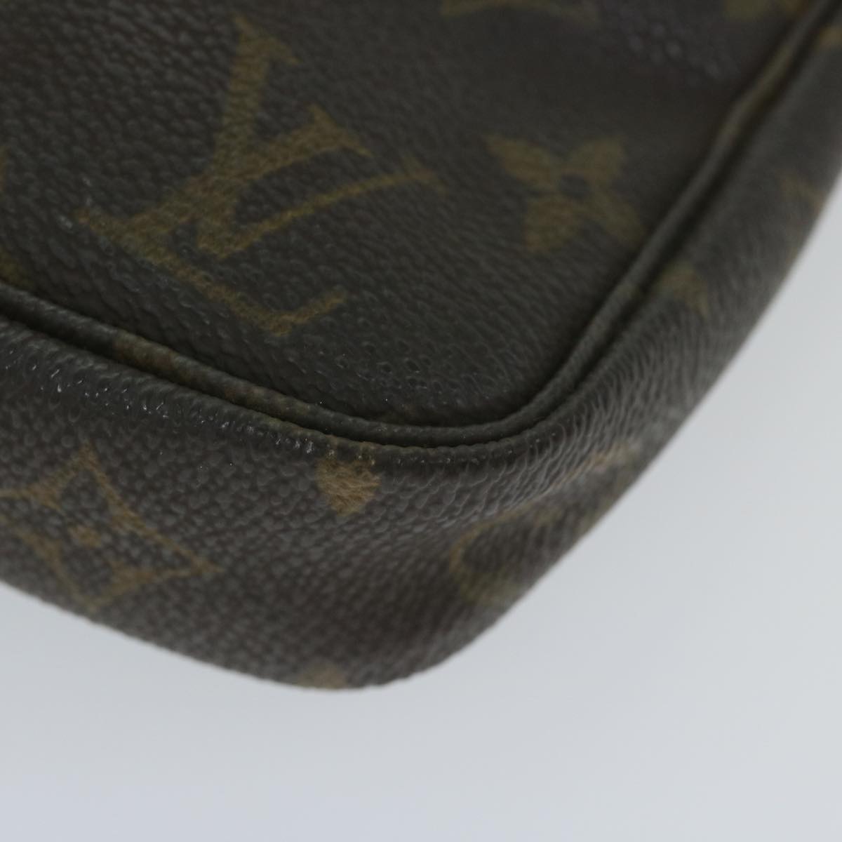 LOUIS VUITTON Monogram Pochette Accessoires Pouch M51980 LV Auth ki3892