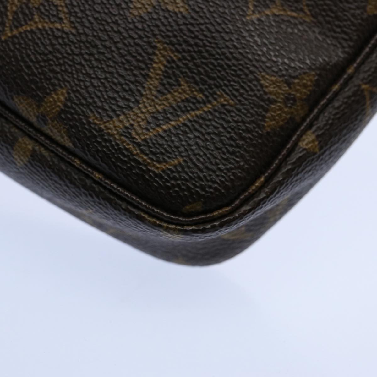 LOUIS VUITTON Monogram Pochette Accessoires Pouch M51980 LV Auth ki3893