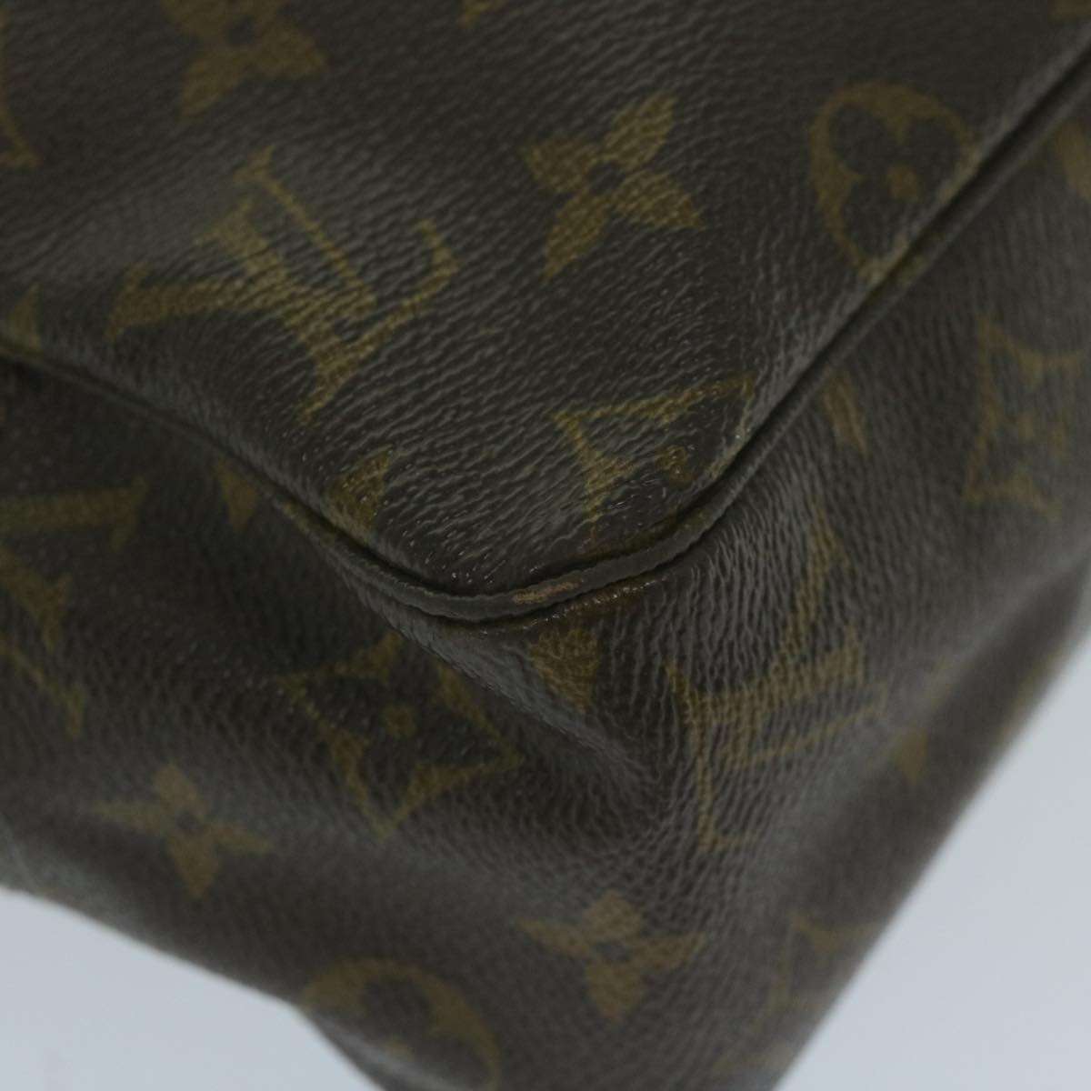 LOUIS VUITTON Monogram Trousse Toilette 28 Clutch Bag M47522 LV Auth ki4009