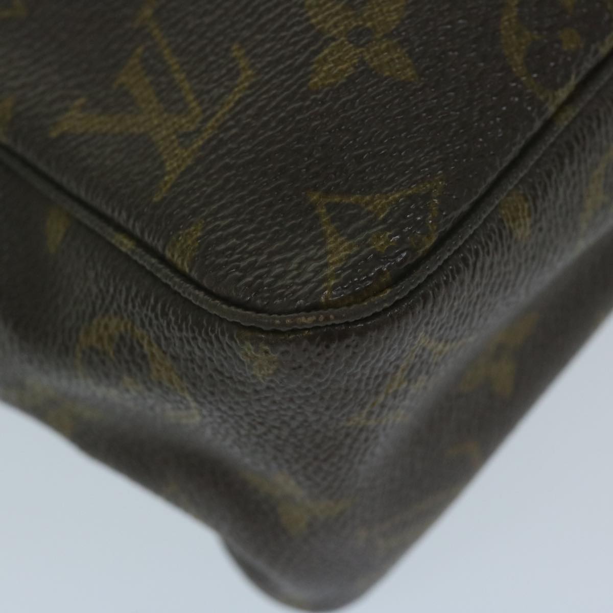 LOUIS VUITTON Monogram Trousse Toilette 28 Clutch Bag M47522 LV Auth ki4009