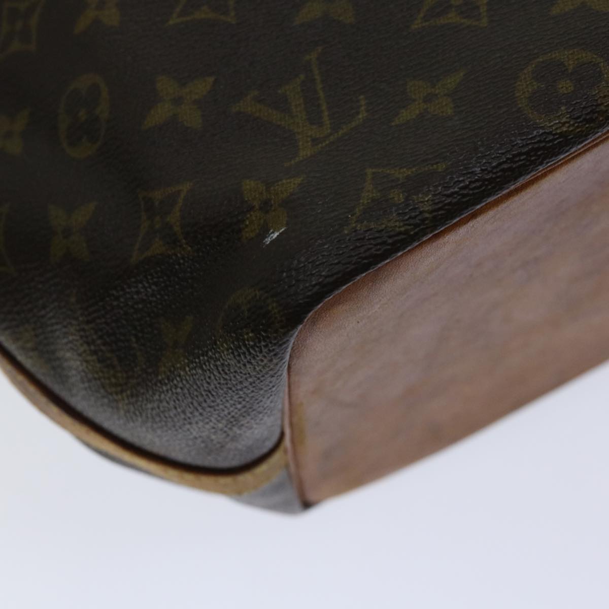 LOUIS VUITTON Monogram Petit Noe Shoulder Bag M42226 LV Auth ki4070