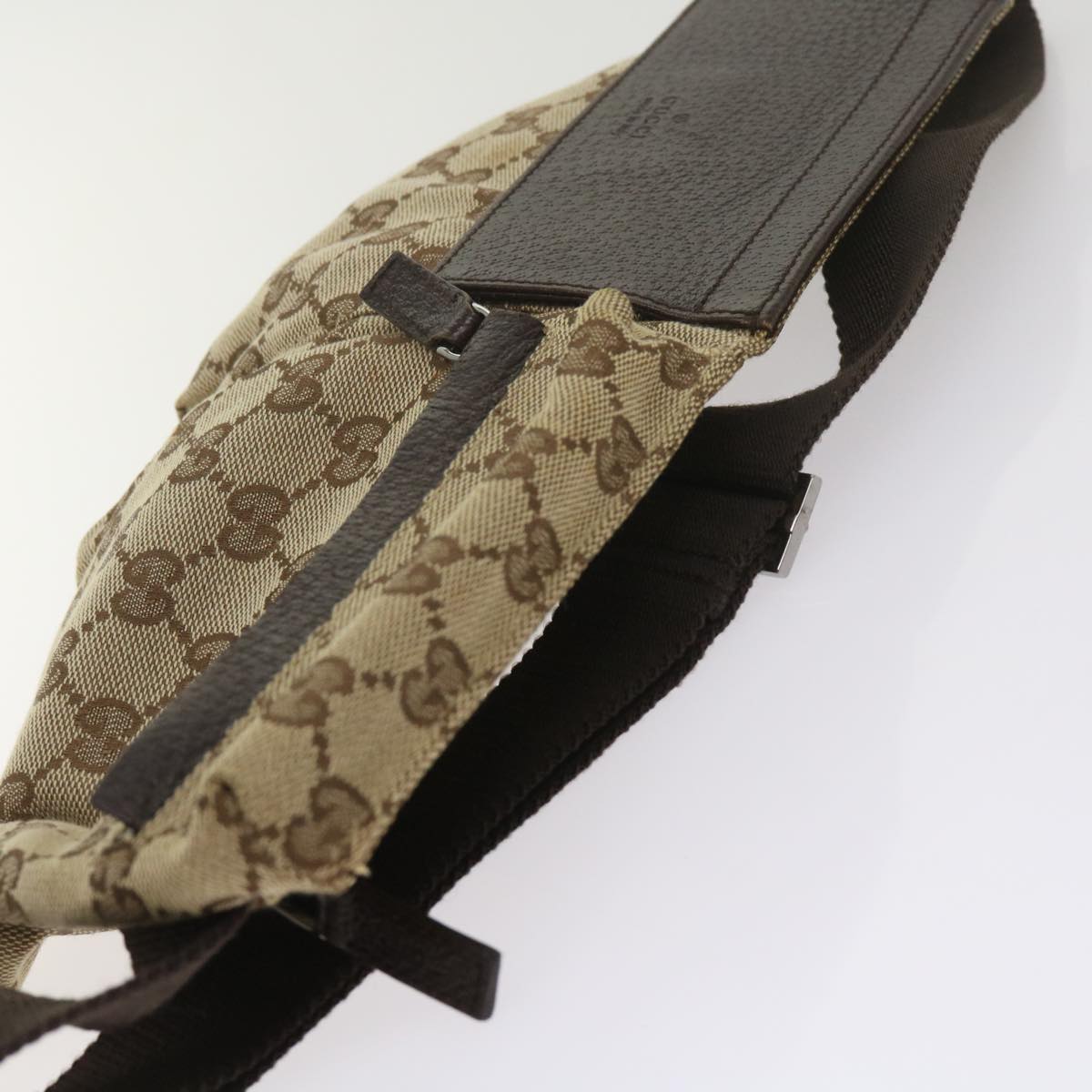 GUCCI GG Canvas Waist bag Beige 28566 Auth ki4232