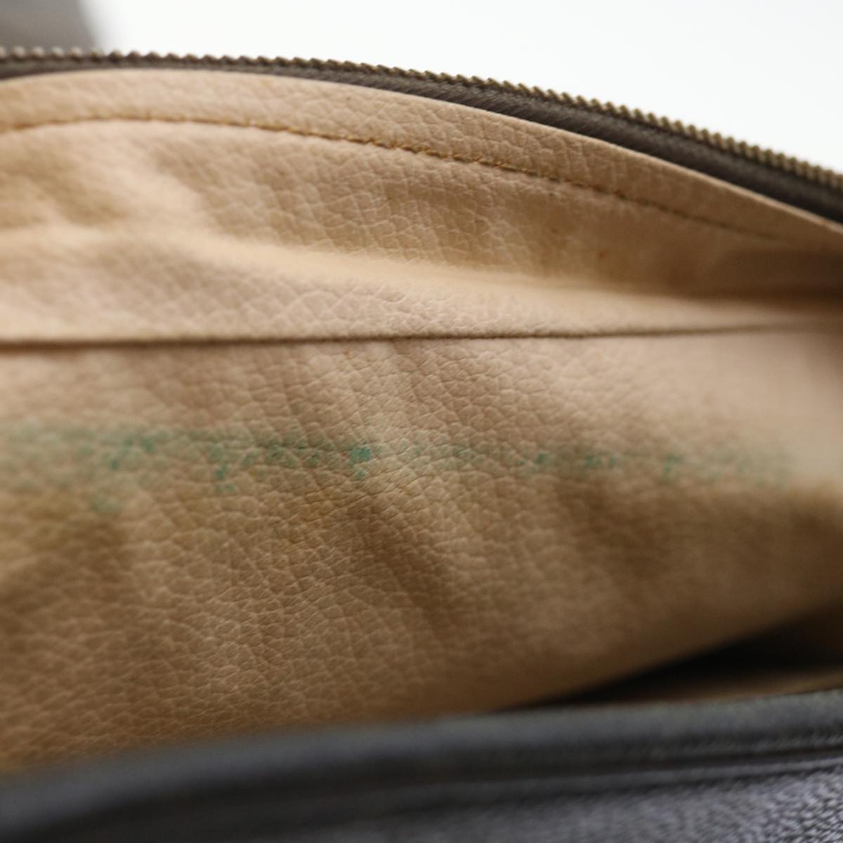 LOUIS VUITTON Monogram Trousse Toilette 28 Clutch Bag M47522 LV Auth ki4285