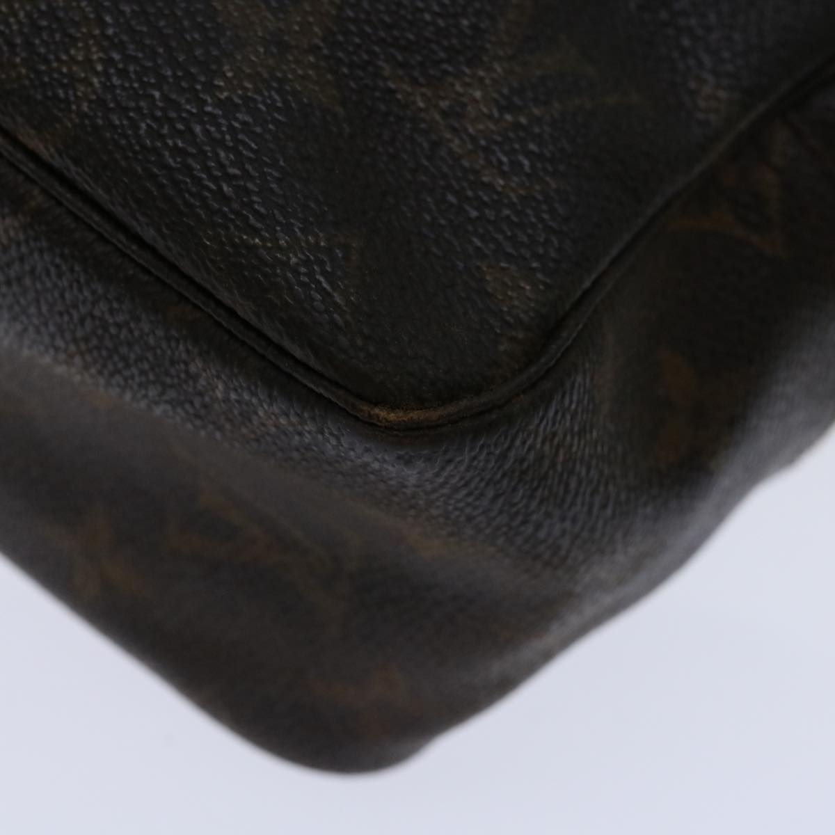 LOUIS VUITTON Monogram Trousse Toilette 28 Clutch Bag M47522 LV Auth ki4285