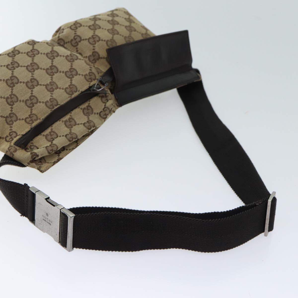 GUCCI GG Canvas Waist bag Beige 28566 Auth ki4305