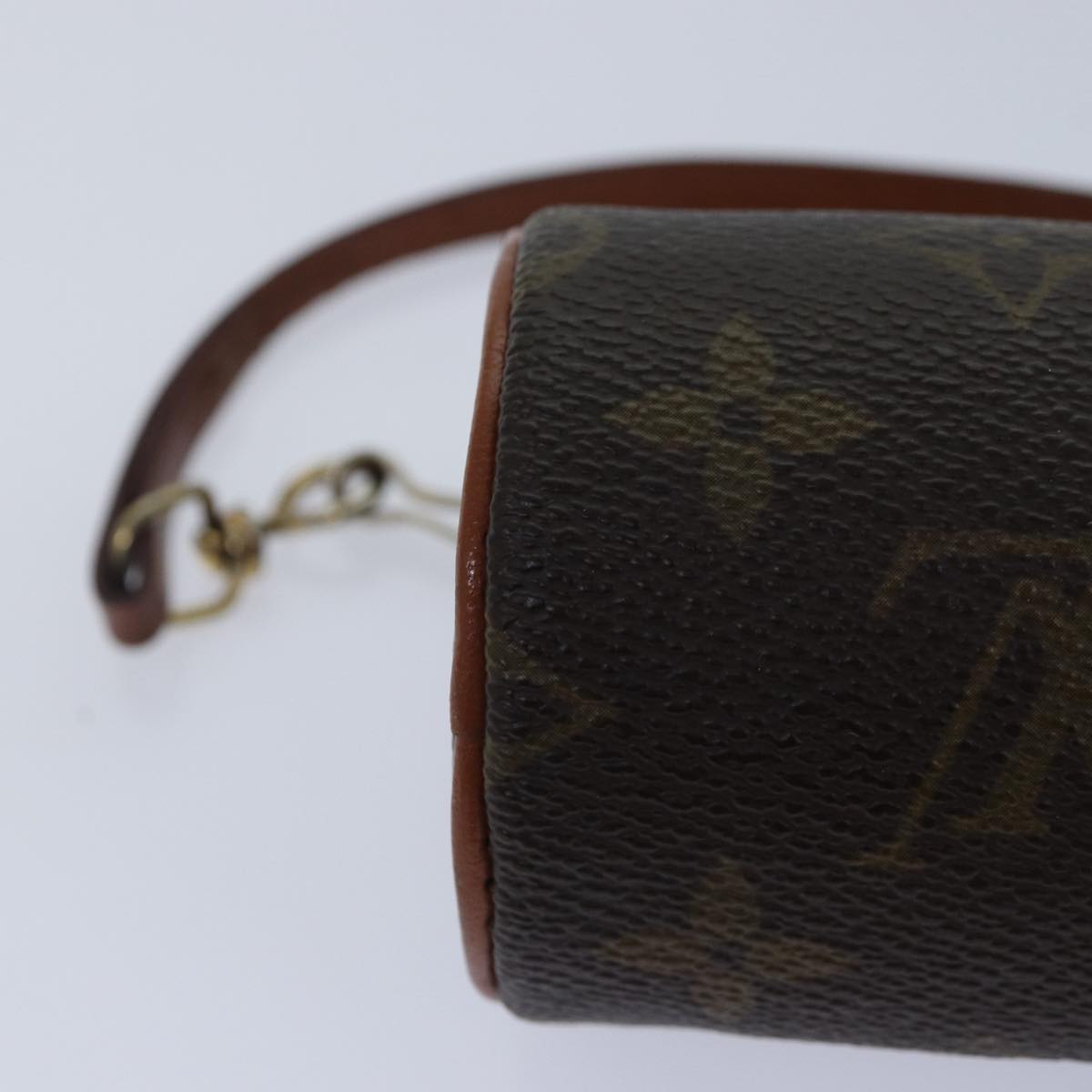 LOUIS VUITTON Monogram Papillon Pouch LV Auth ki4357