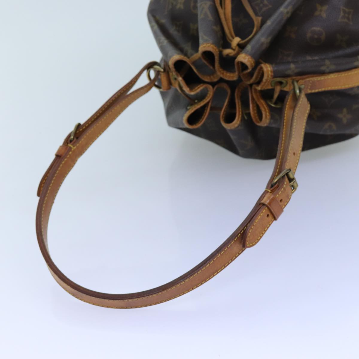 LOUIS VUITTON Monogram Noe Shoulder Bag M42224 LV Auth ki4362