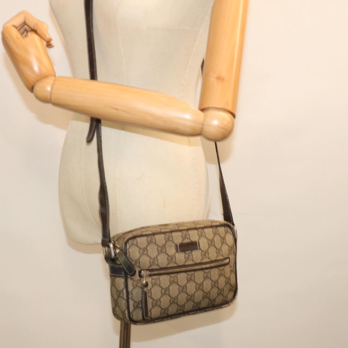 GUCCI GG Supreme Shoulder Bag PVC Beige 201447 Auth ki4395