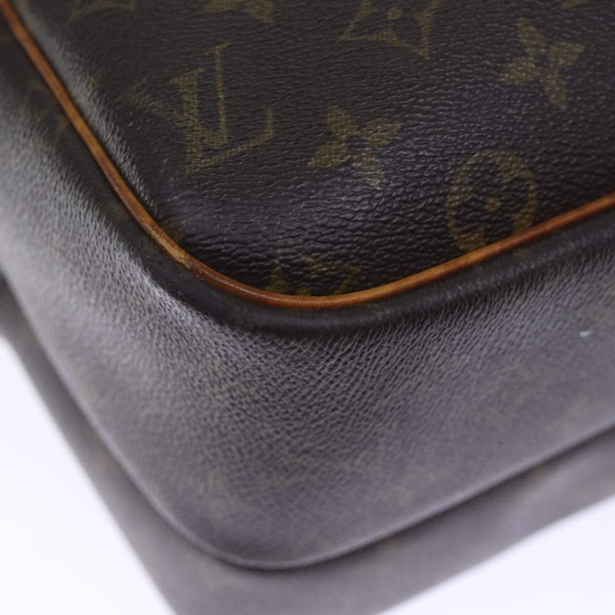 LOUIS VUITTON Monogram Reporter GM Shoulder Bag M45252 LV Auth ki4406