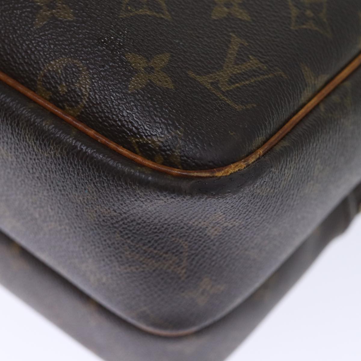 LOUIS VUITTON Monogram Reporter GM Shoulder Bag M45252 LV Auth ki4406