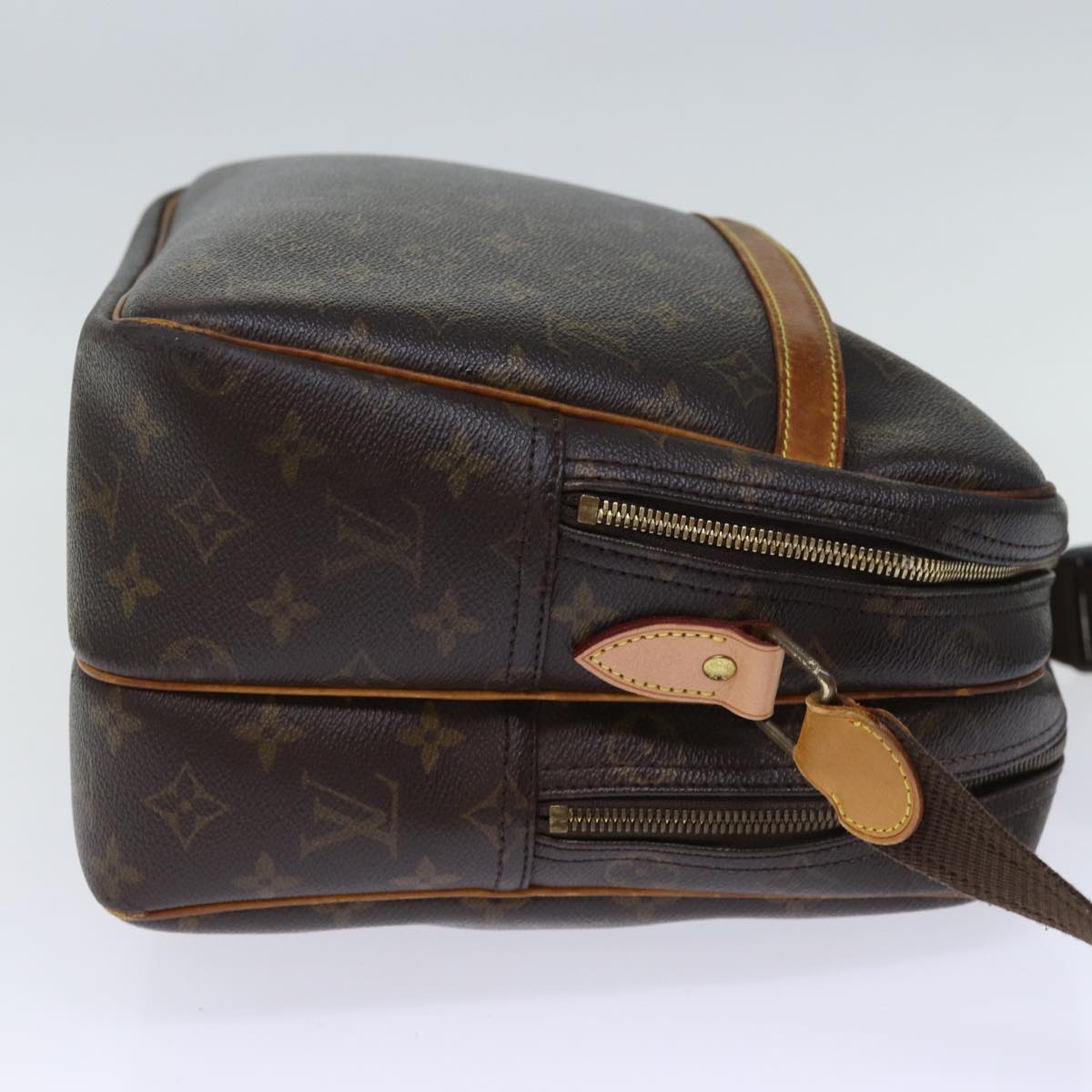 LOUIS VUITTON Monogram Reporter GM Shoulder Bag M45252 LV Auth ki4406