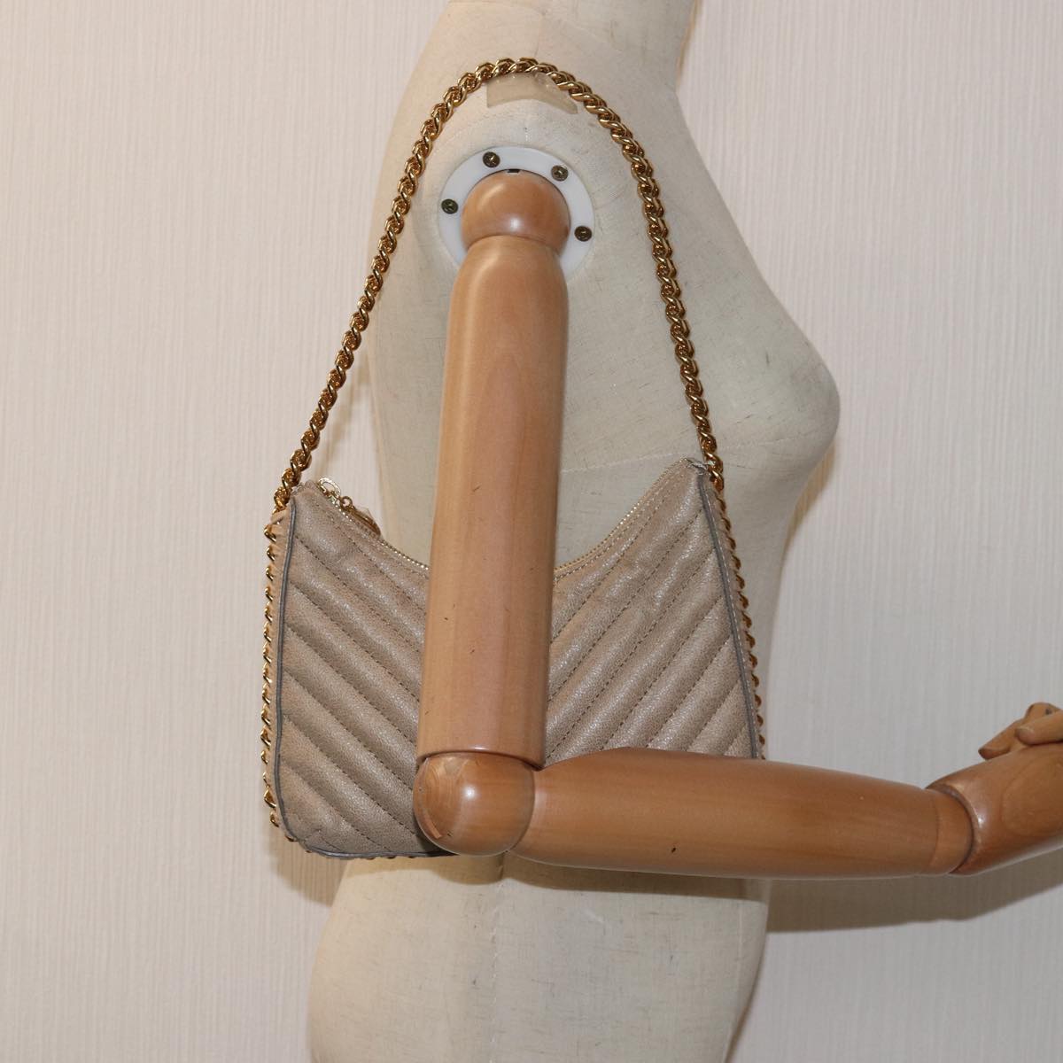 Stella MacCartney Chain Shoulder Bag Suede Beige Auth ki4488
