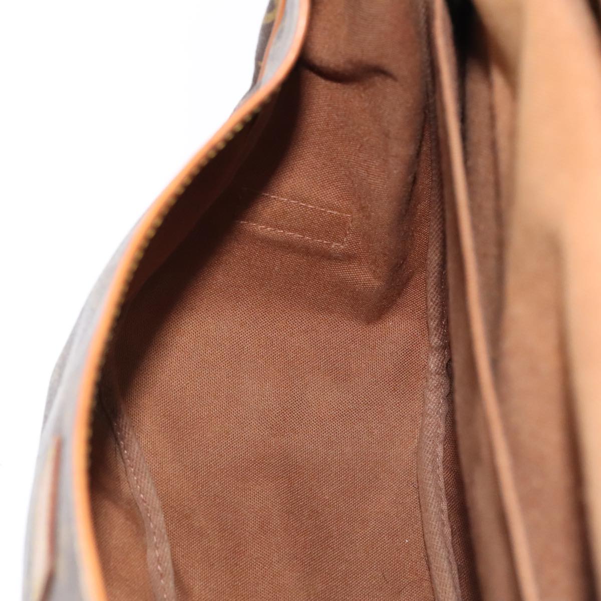 LOUIS VUITTON Monogram Saumur 35 Shoulder Bag M42254 LV Auth ki4838