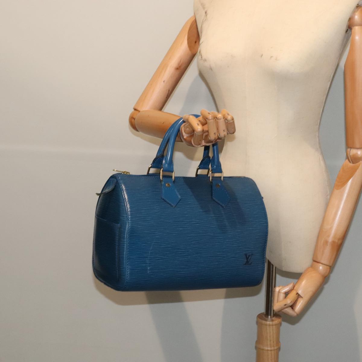 LOUIS VUITTON Epi Speedy 25 Hand Bag Toledo Blue M43015 LV Auth ki4855