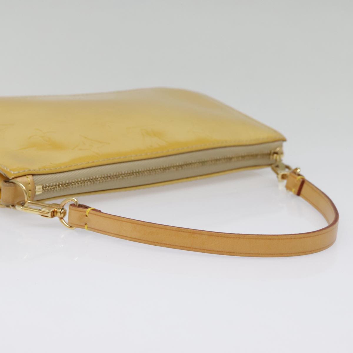 LOUIS VUITTON Monogram Vernis Lexington Accessory Pouch Beige M91010 Auth ki4963