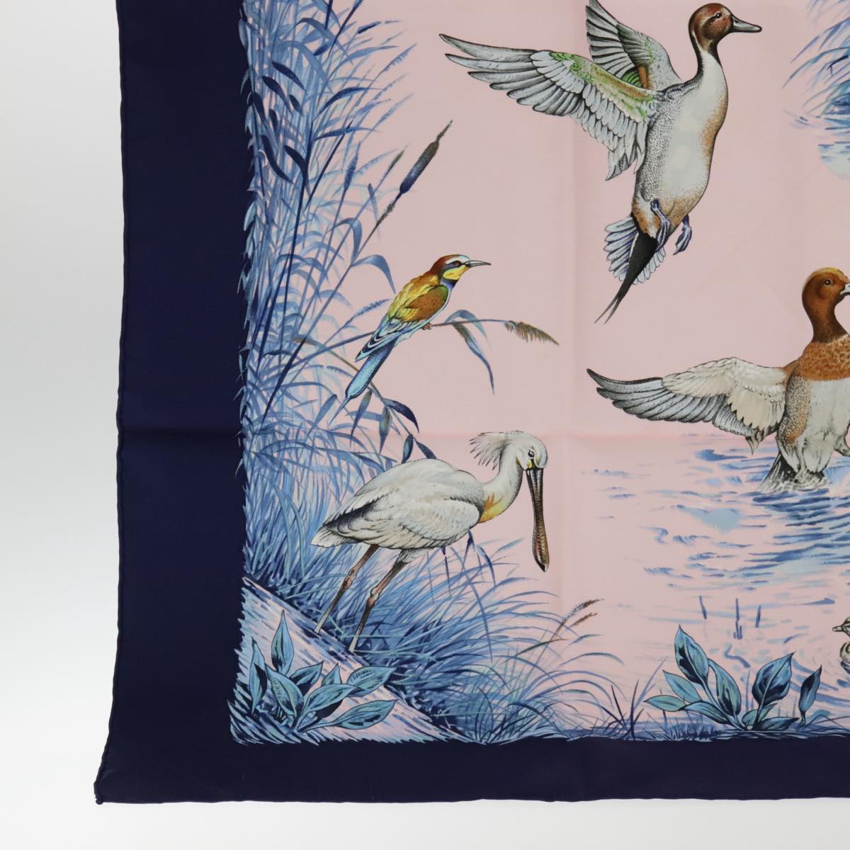 HERMES Carre 90 Scarf ""Halte en Camargue"" Silk Blue Pink Auth ki4980