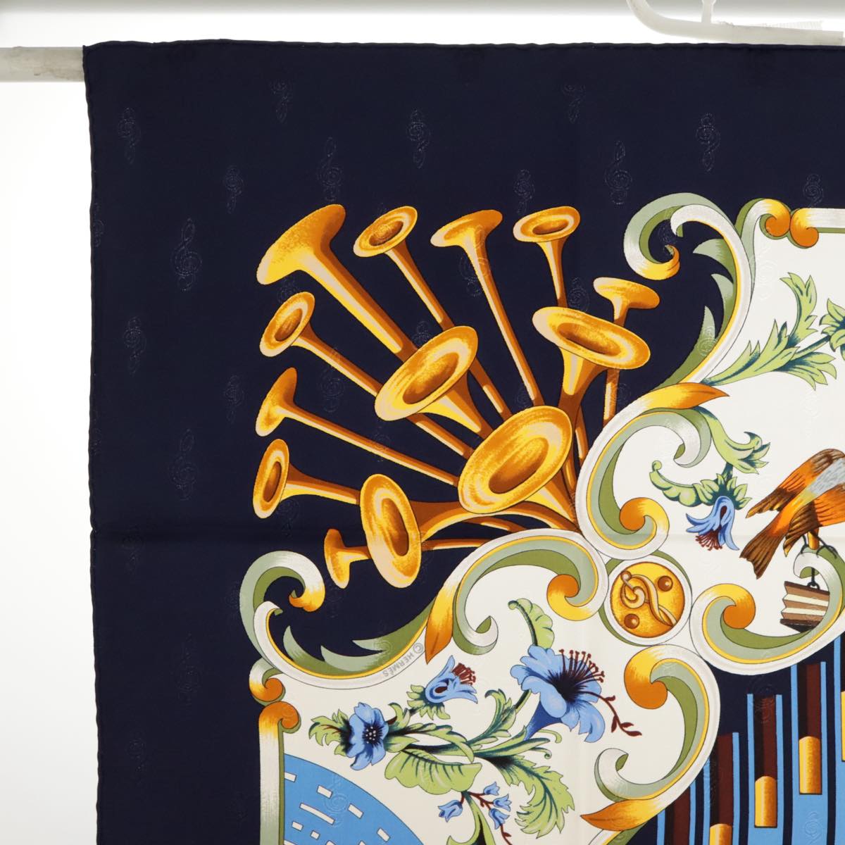 HERMES Carre 90 Scarf ""ORGAUPHONE ET AUTRES MECANIQUES"" Silk Navy Auth ki5010