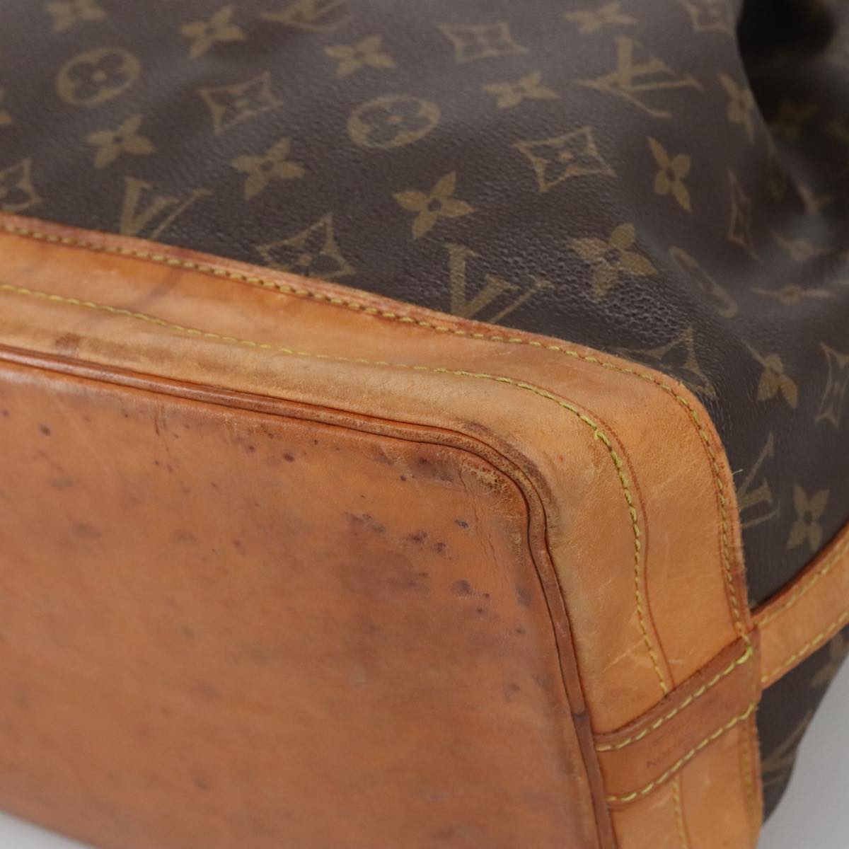 LOUIS VUITTON Monogram Petit Noe Shoulder Bag M42226 LV Auth ki5185