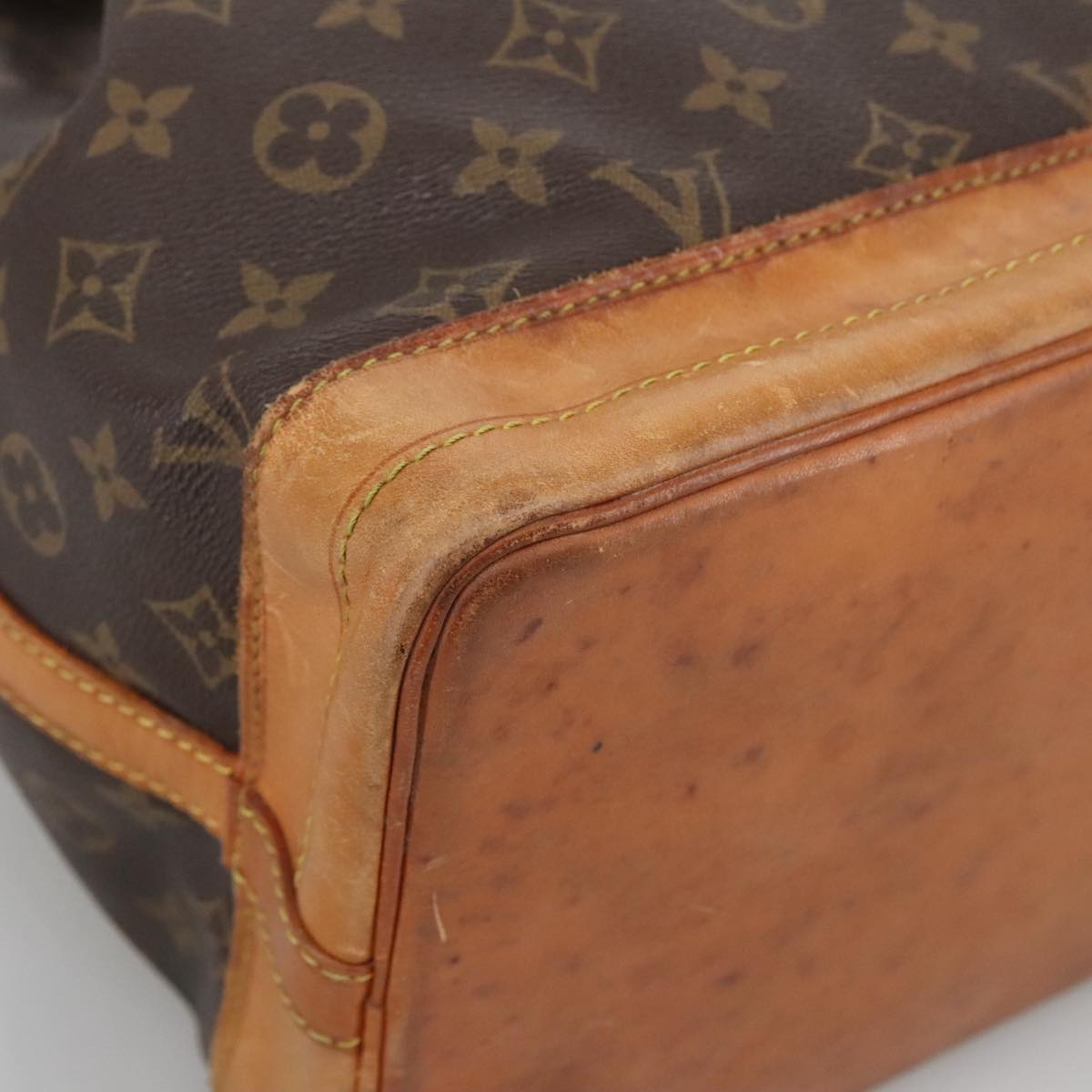 LOUIS VUITTON Monogram Petit Noe Shoulder Bag M42226 LV Auth ki5185