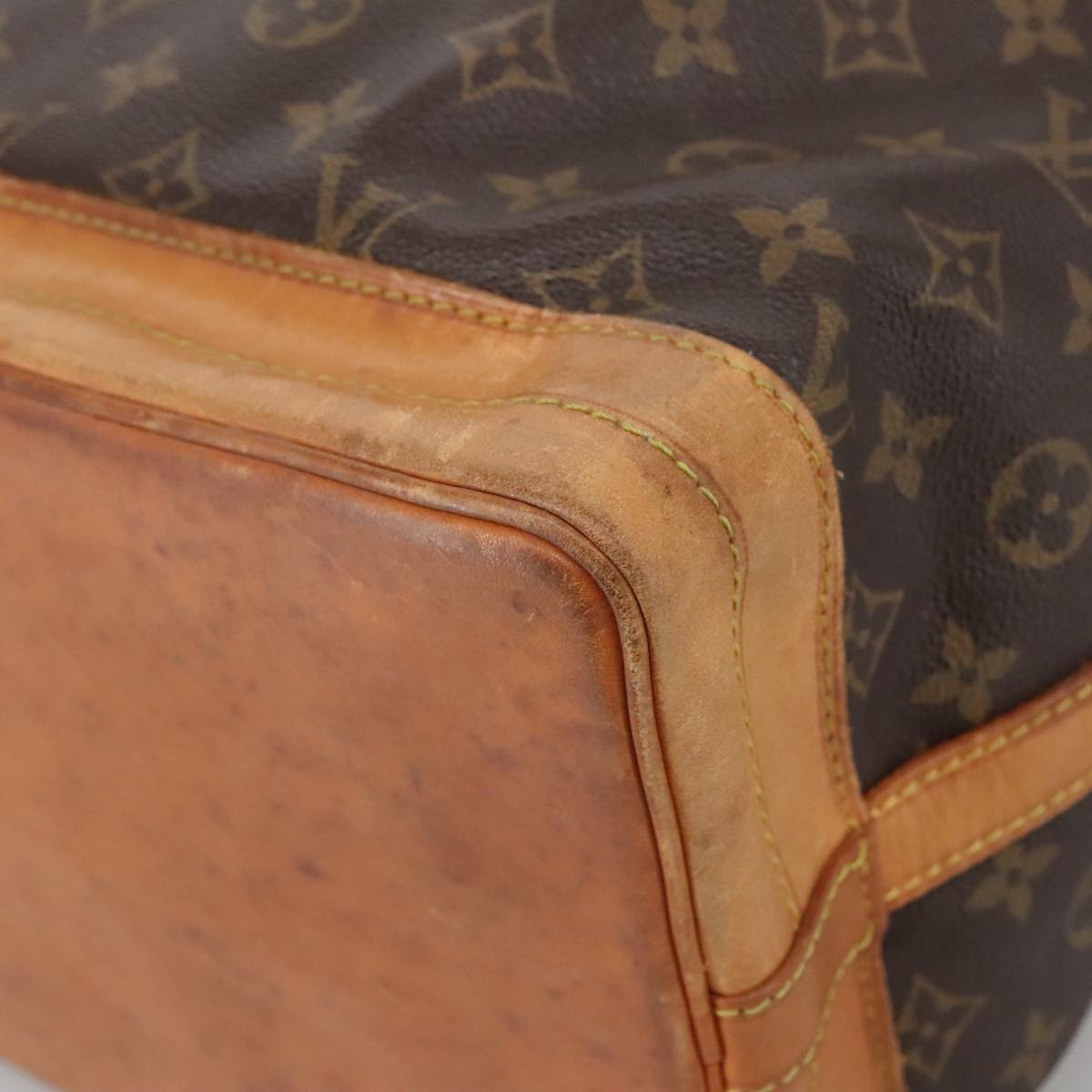 LOUIS VUITTON Monogram Petit Noe Shoulder Bag M42226 LV Auth ki5185