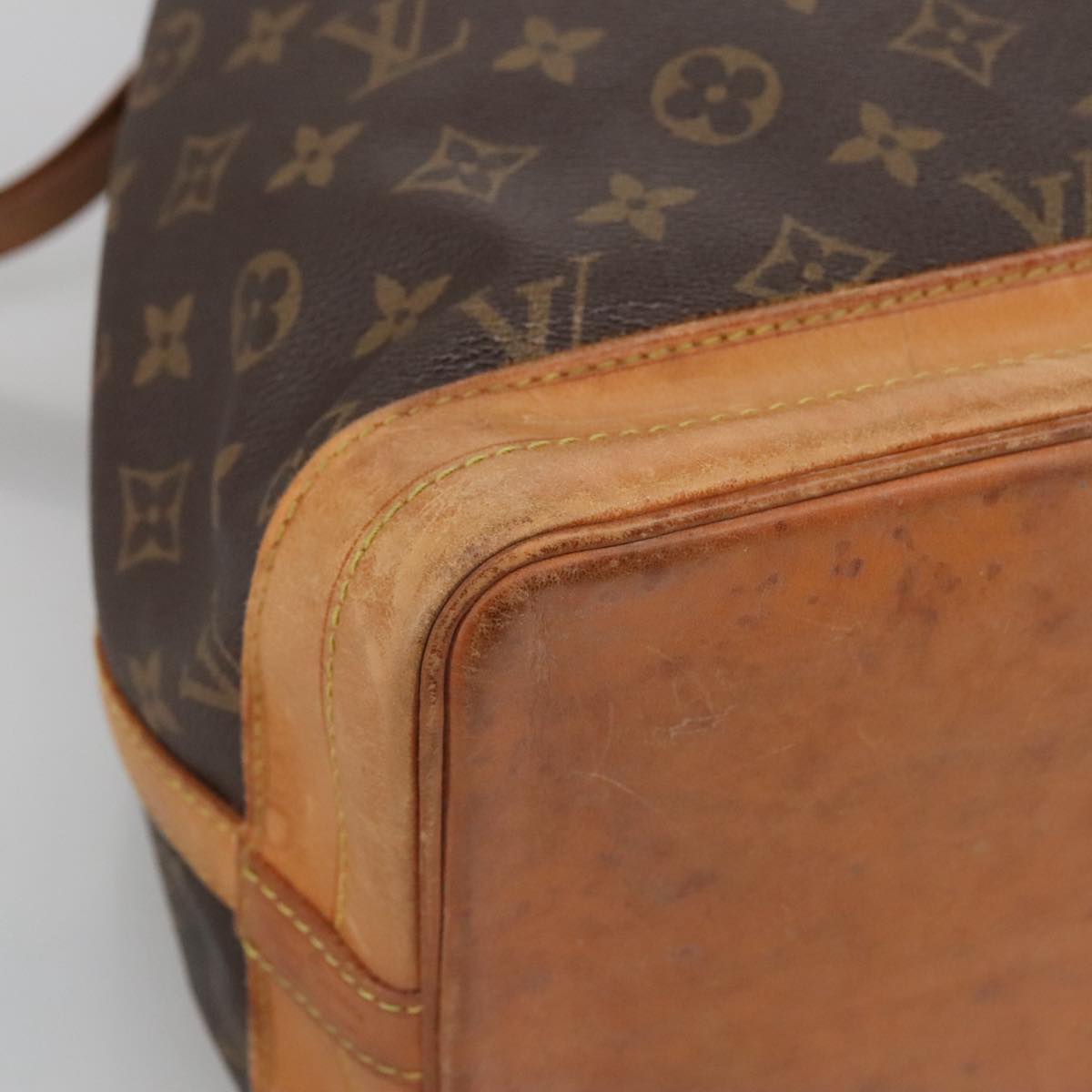 LOUIS VUITTON Monogram Petit Noe Shoulder Bag M42226 LV Auth ki5185