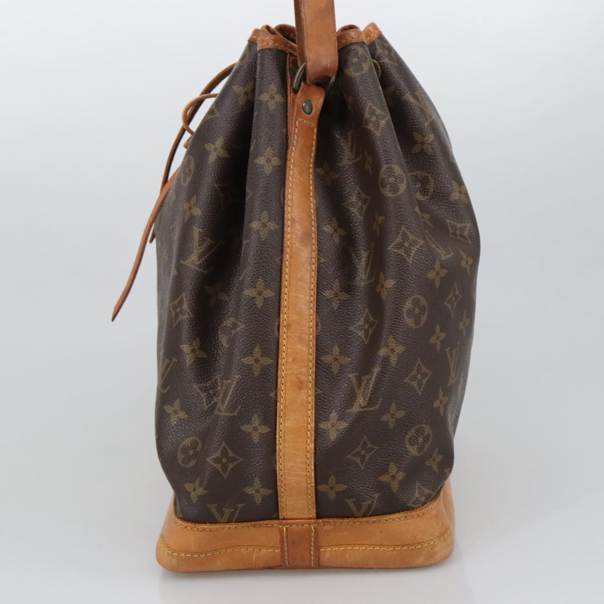 LOUIS VUITTON Monogram Petit Noe Shoulder Bag M42226 LV Auth ki5185