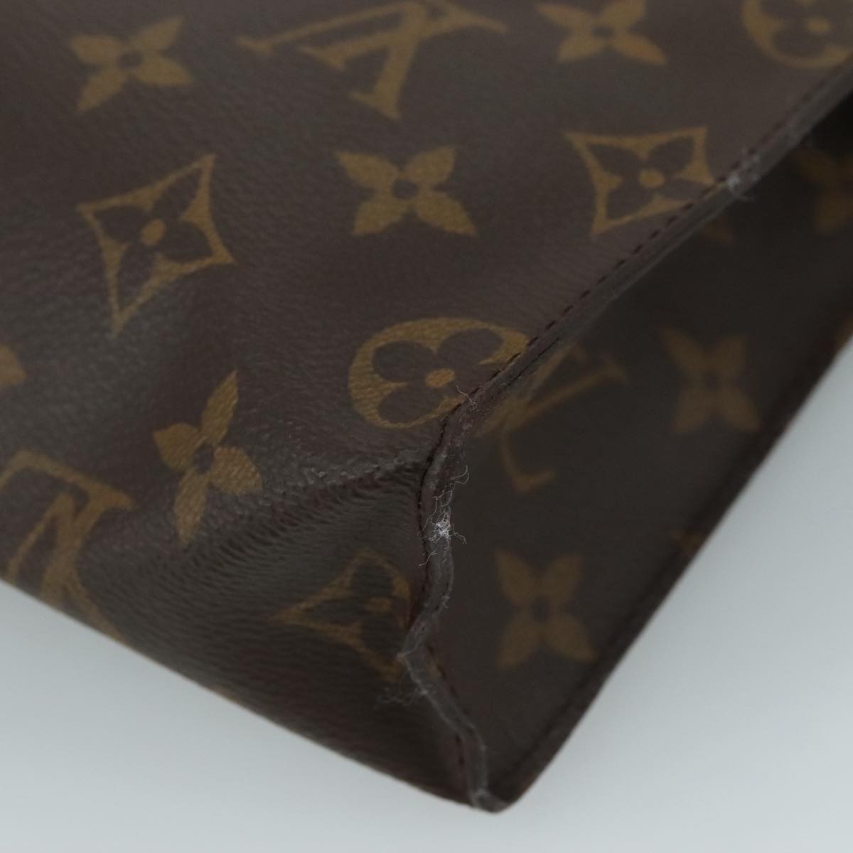 LOUIS VUITTON Monogram Poche Toilette 26 Pouch M47542 LV Auth ki5271