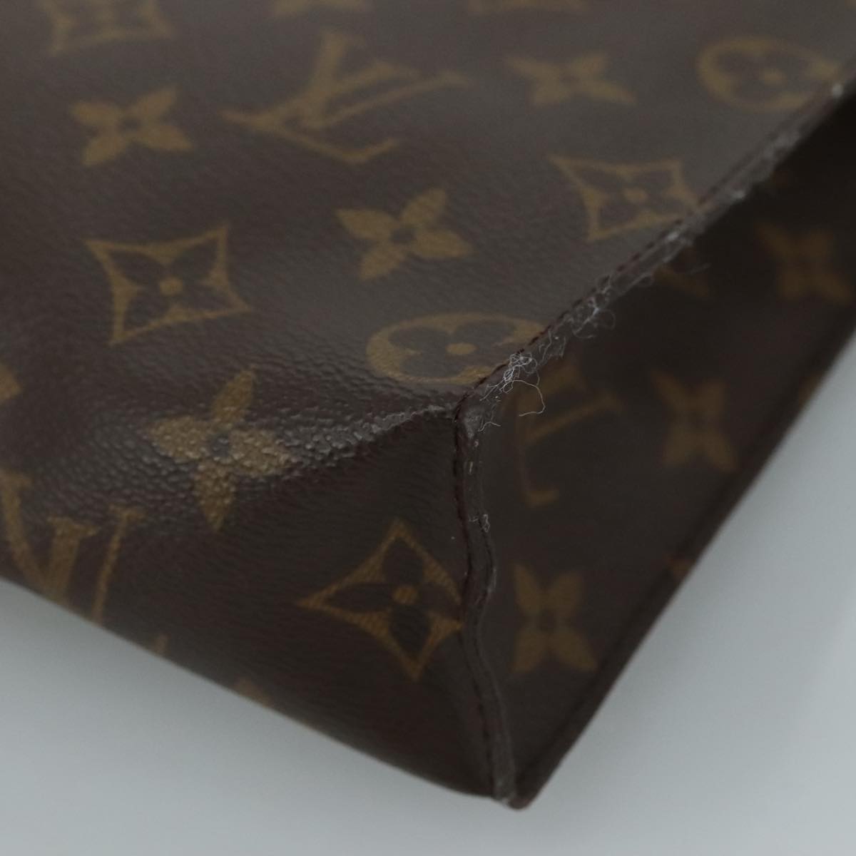 LOUIS VUITTON Monogram Poche Toilette 26 Pouch M47542 LV Auth ki5271