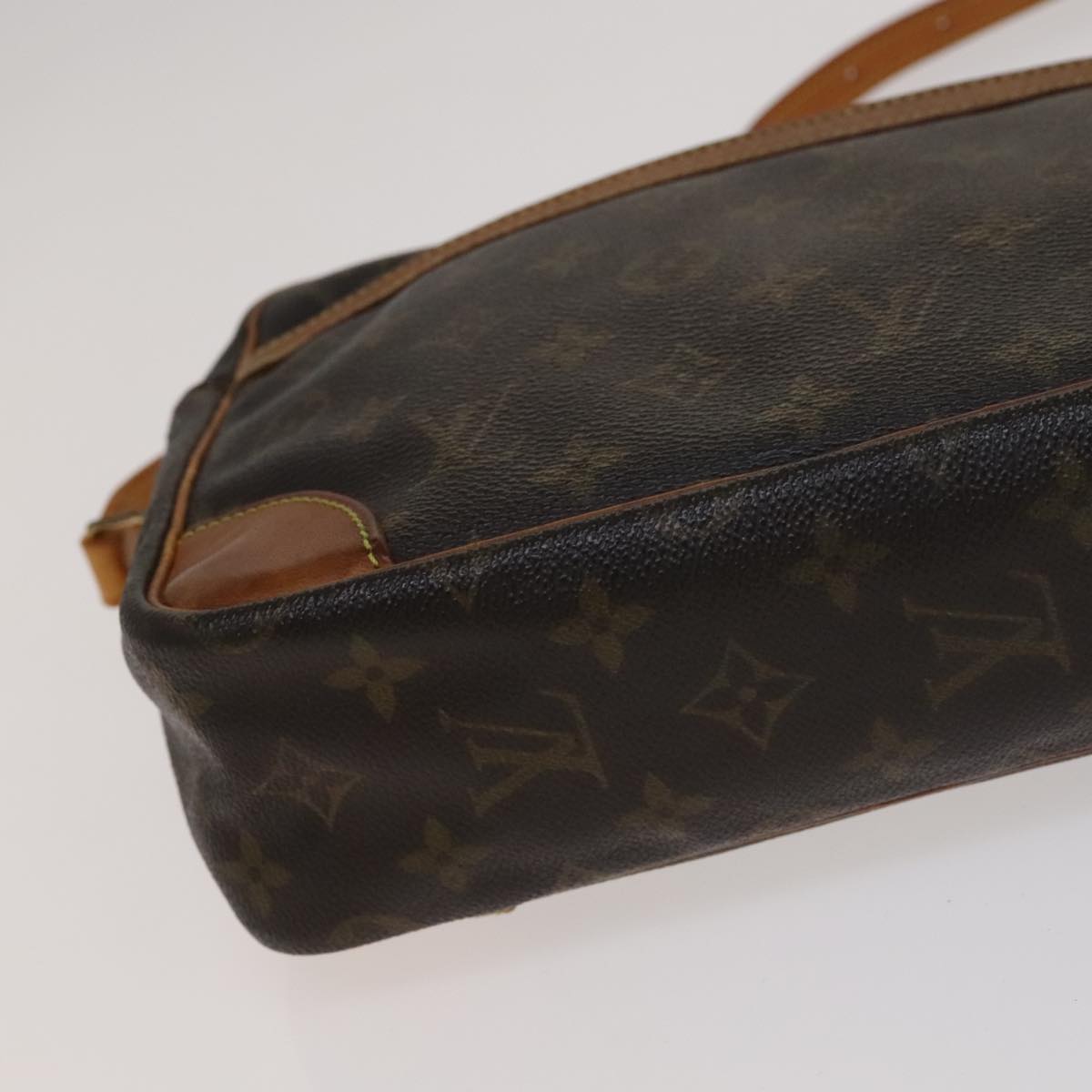 LOUIS VUITTON Monogram Trocadero 27 Shoulder Bag M51274 LV Auth ki5275