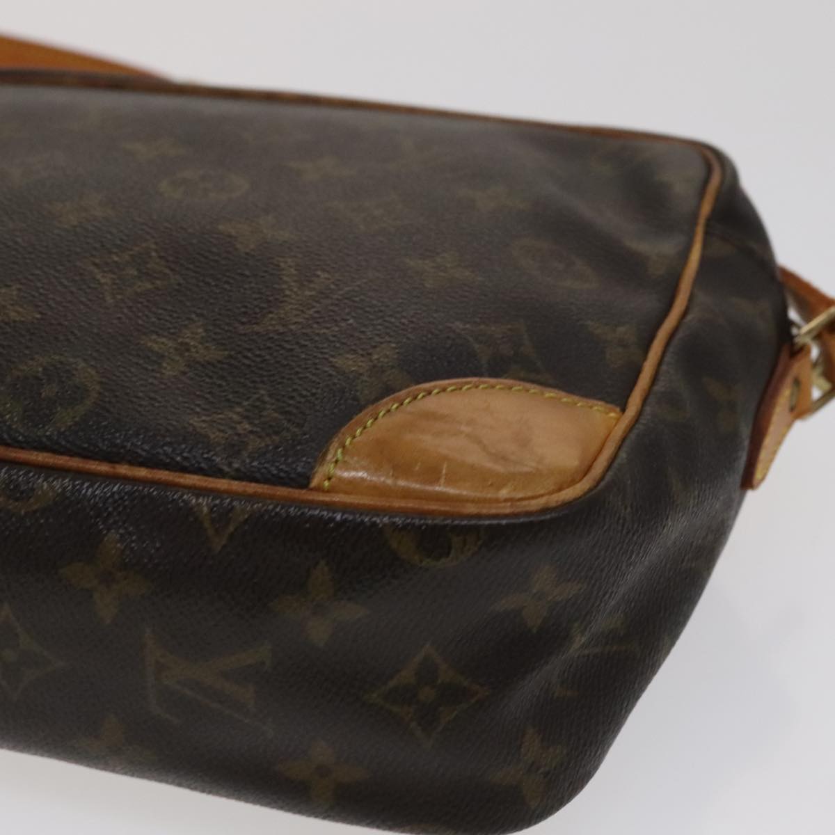LOUIS VUITTON Monogram Trocadero 27 Shoulder Bag M51274 LV Auth ki5275