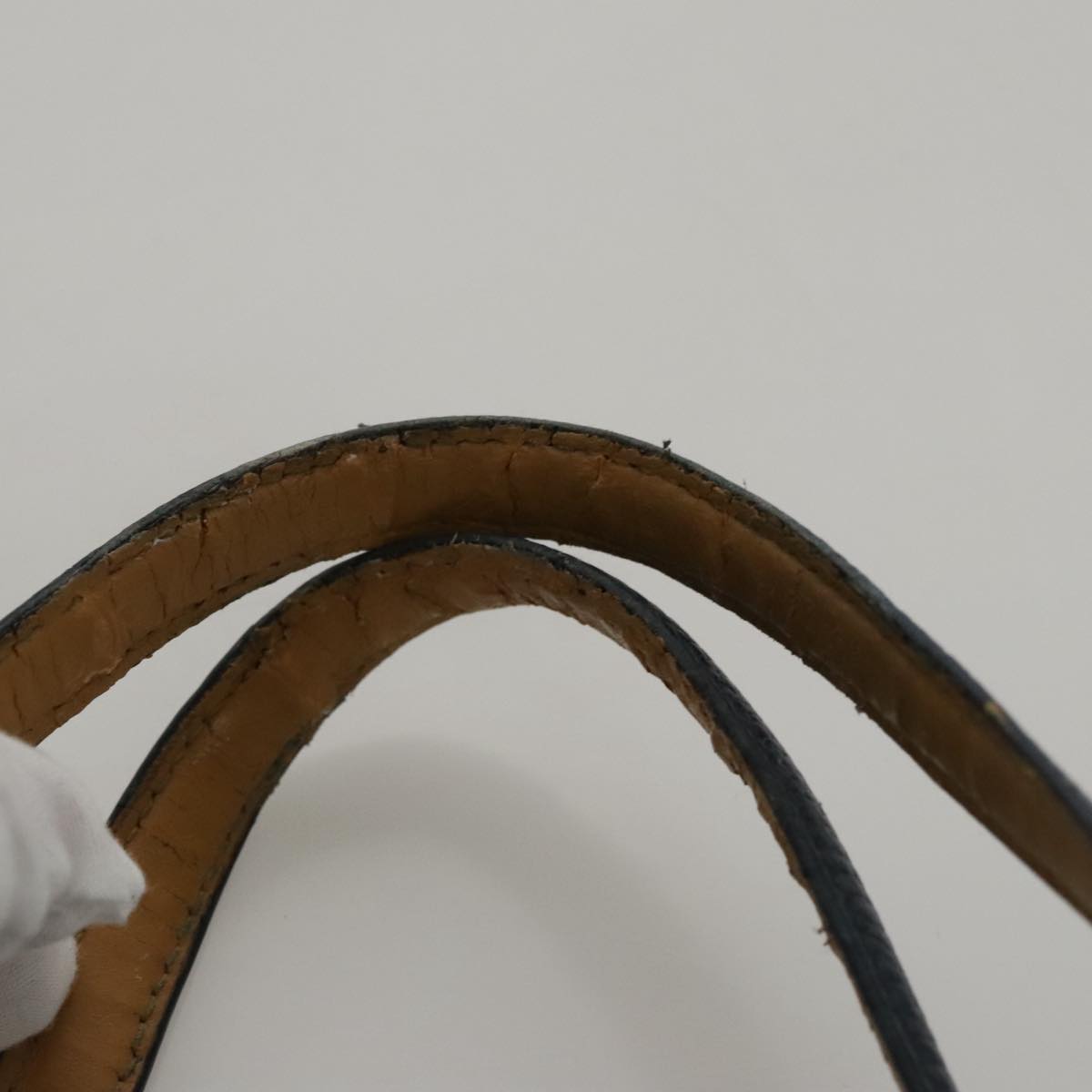 Salvatore Ferragamo Gancini Tote Bag Leather Navy Gold Auth ki5298