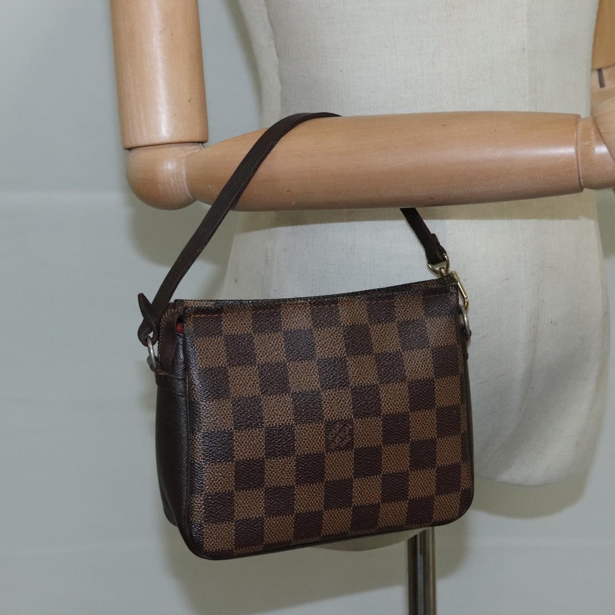 LOUIS VUITTON Damier Ebene Trousse Makeup Pouch N51982 LV Auth ki5364