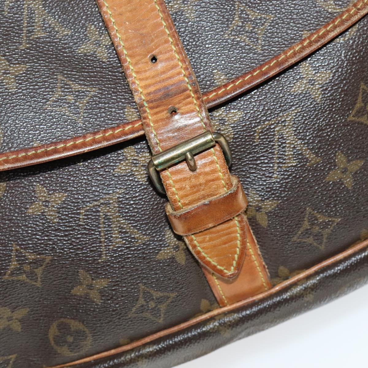 LOUIS VUITTON Monogram Saumur 35 Shoulder Bag M42254 LV Auth ki5377