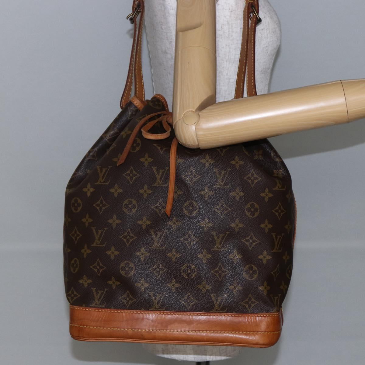 LOUIS VUITTON Monogram Noe Shoulder Bag M42224 LV Auth ki6004