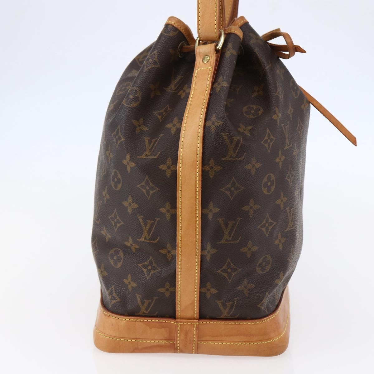LOUIS VUITTON Monogram Noe Shoulder Bag M42224 LV Auth ki6005