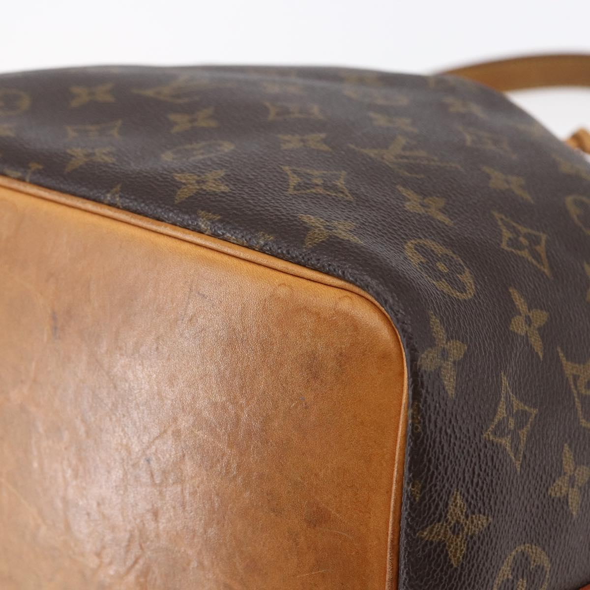 LOUIS VUITTON Monogram Petit Noe Shoulder Bag M42226 LV Auth ki6028
