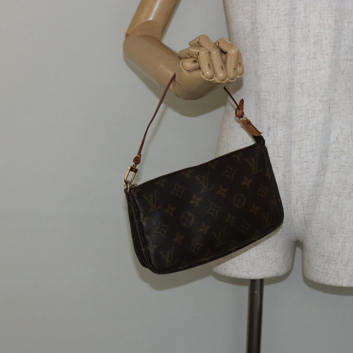 LOUIS VUITTON Monogram Pochette Accessoires Pouch M51980 LV Auth ki6034