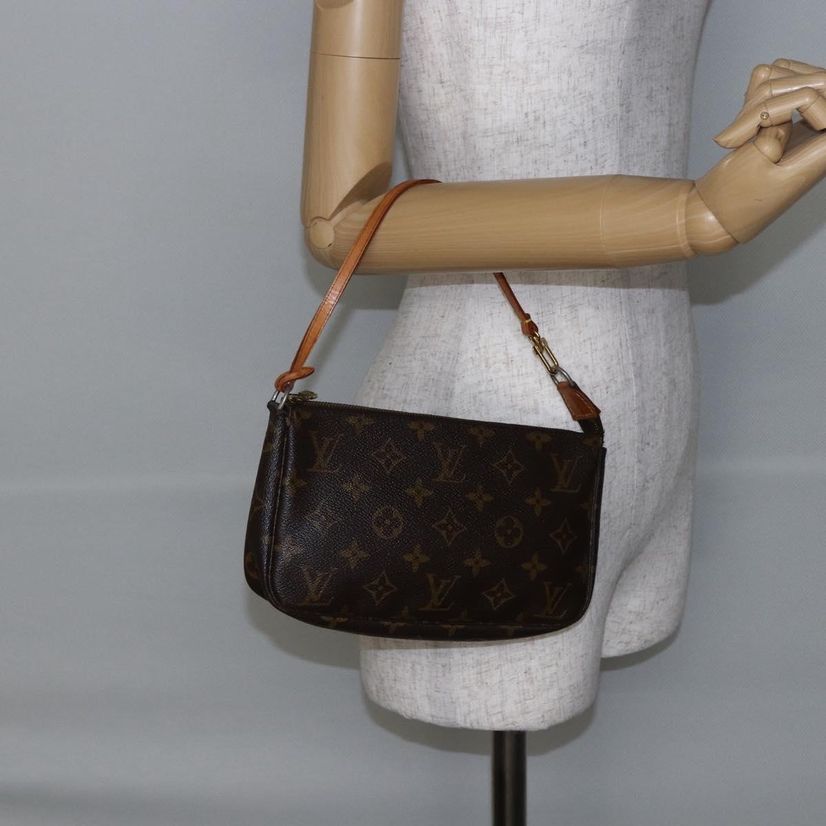 LOUIS VUITTON Monogram Pochette Accessoires Pouch M51980 LV Auth ki6057