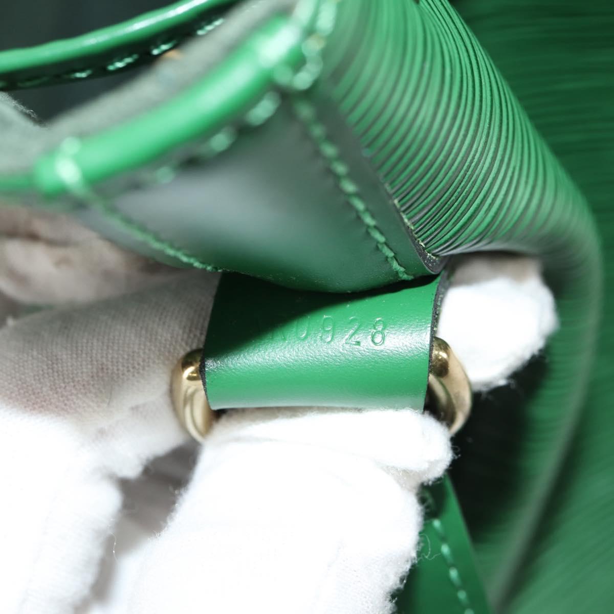 LOUIS VUITTON Epi Petit Noe Shoulder Bag Green M44104 LV Auth ki6095A
