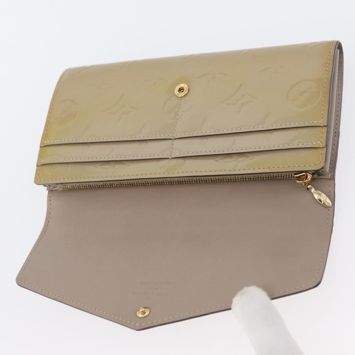 LOUIS VUITTON Vernis Portefeiulle Sarah Long Wallet Beige M90407 LV Auth ki6451V