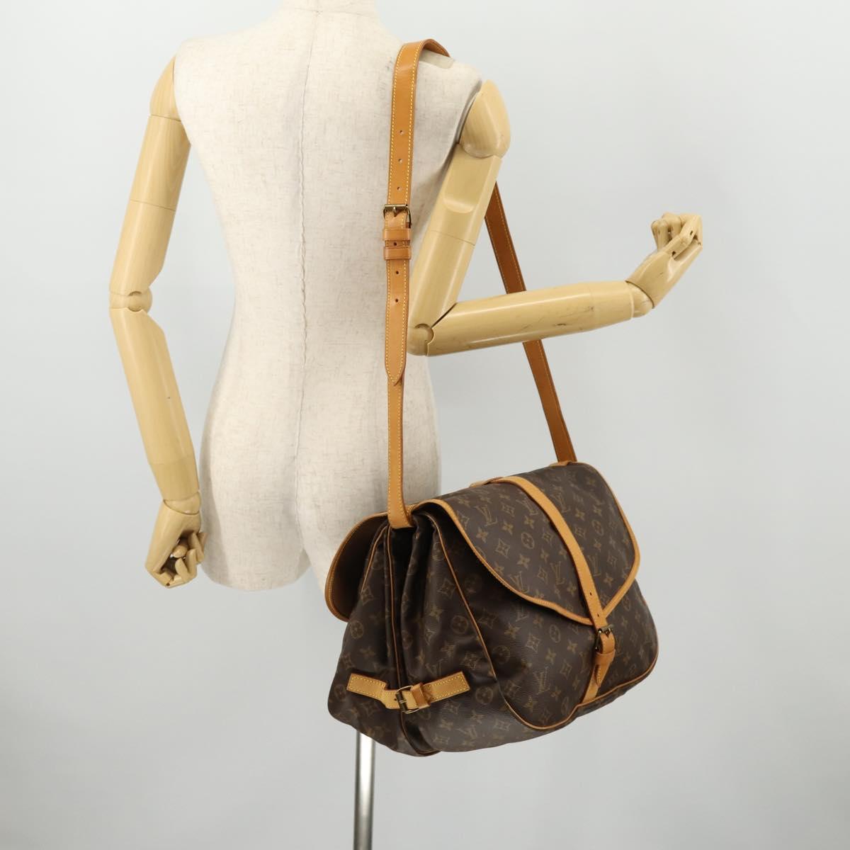 LOUIS VUITTON Monogram Saumur 35 Shoulder Bag M42254 LV Auth ki6465